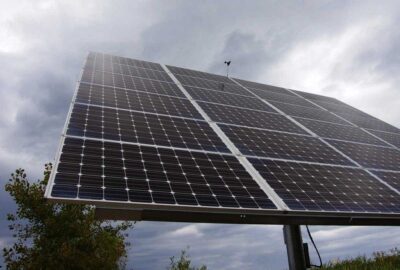 LOS PANELES SOLARES FUNCIONAN EN DIAS NUBLADOS